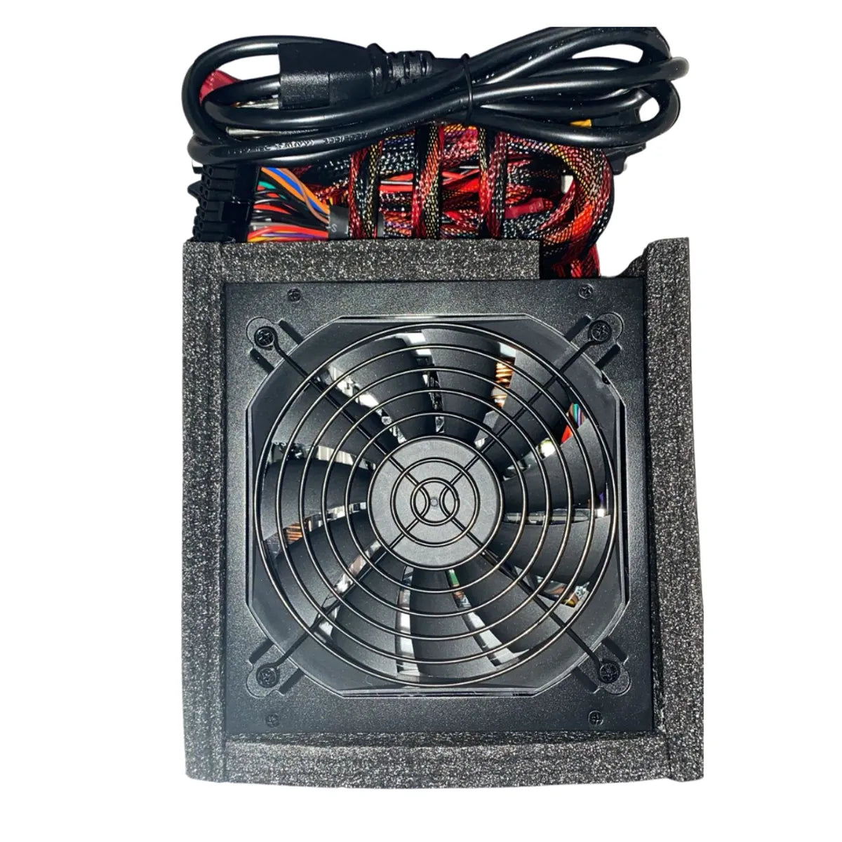 Fuente de Poder 600W 80 Plus Bronze Power Group ATX – Alto Rendimiento para PC Gamer